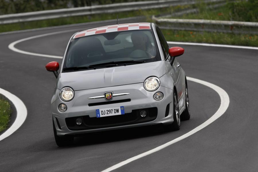  Abarth 500 2008 года  (WW) (фото 15 из 51)
